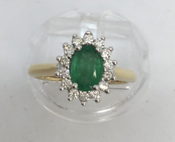 18ct Emerald & Diamond Cluster Ring