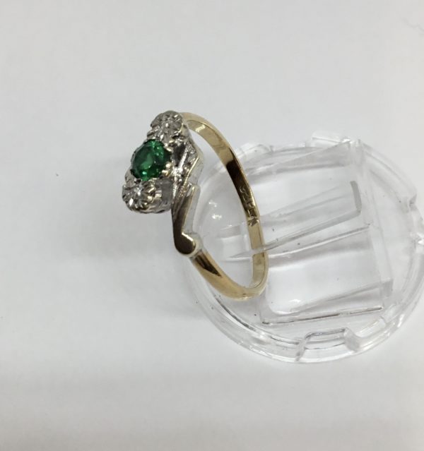 Pre-Loved 9ct and Platinum Emerald & Diamond Crossover Ring - Image 2