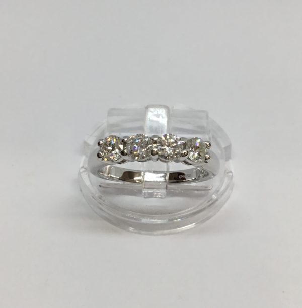 18ct Diamond 4 Stone Ring