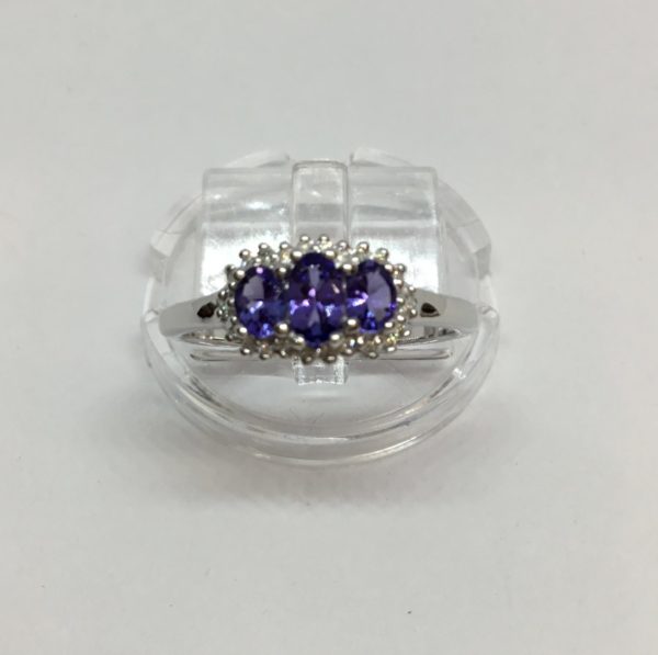 9ct Tanzanite & Diamond Cluster Ring