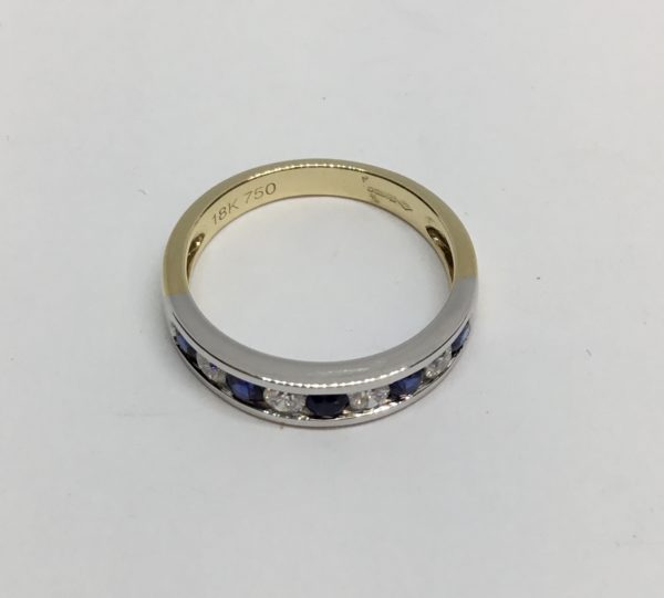 18ct Sapphire & Diamond 9 Stone Eternity Style Ring - Image 3