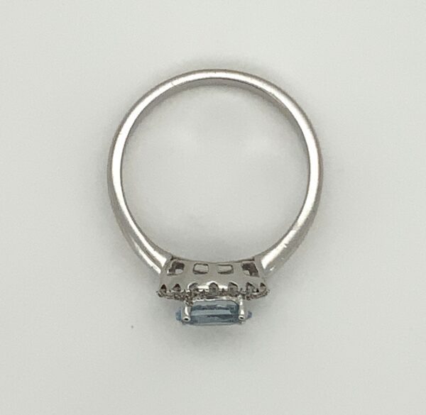 18ct Aquamarine & Diamond Cluster Ring - Image 3