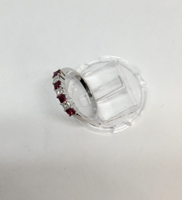 18ct Ruby & Diamond 7 Stone Princess Cut Eternity Style Ring - Image 2