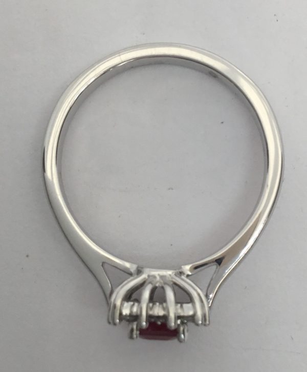 9ct Ruby & Diamond Cluster Ring - Image 3
