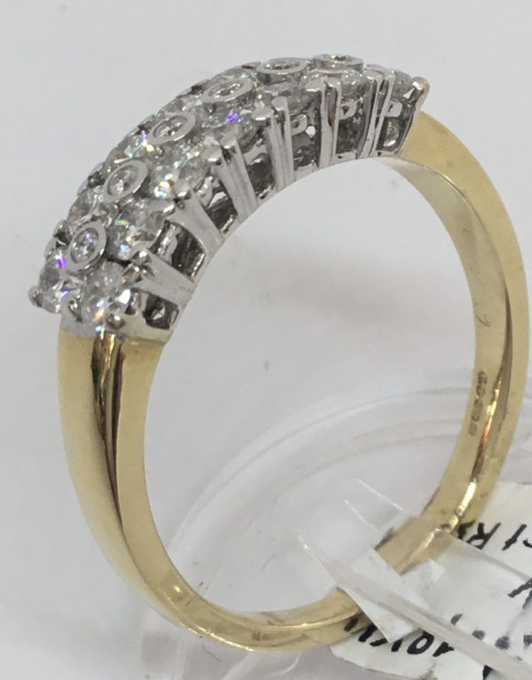 18ct Gold 3 Row Diamond Ring 0.76ct - Image 3