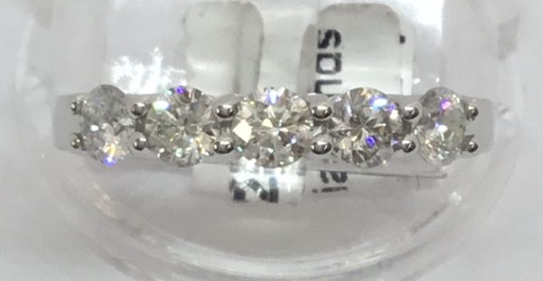 18ct Diamond 5 Stone Eternity Style Ring 0.85ct
