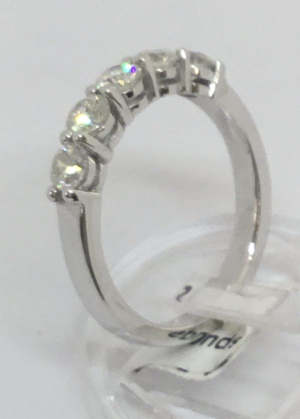 18ct Diamond 5 Stone Eternity Style Ring 0.85ct - Image 2