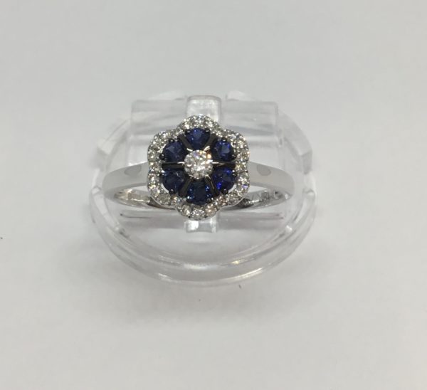 18ct Sapphire & Diamond Daisy Cluster Ring
