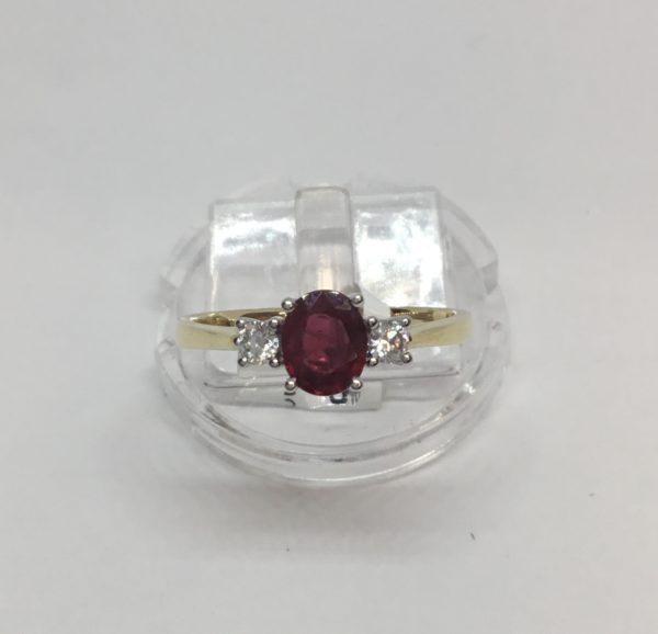 18ct Ruby & Diamond 3 Stone Ring