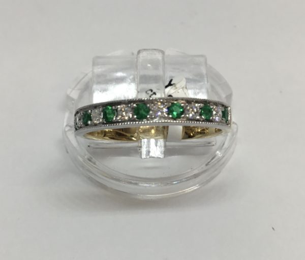 18ct Emerald & Diamond 13 Stone Eternity Style Ring