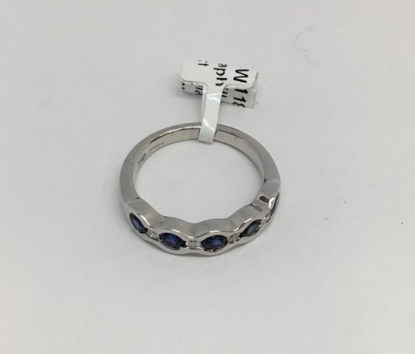 18ct Sapphire & Diamond 9 Stone Eternity Style Ring - Image 3