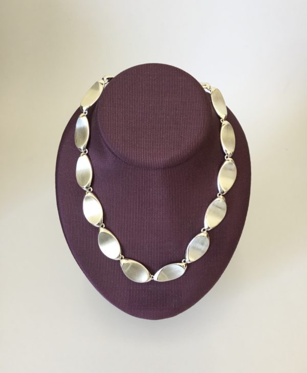 Fancy Silver Satin & Polished Oval Collar