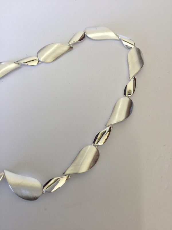 Fancy Silver Satin & Polished Twisted Collar - Image 2