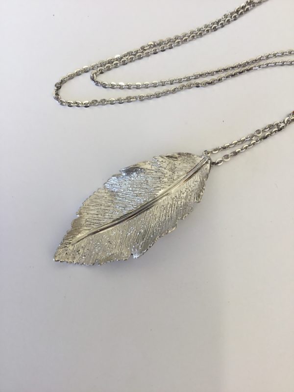 Fancy Silver Leaf Pendant