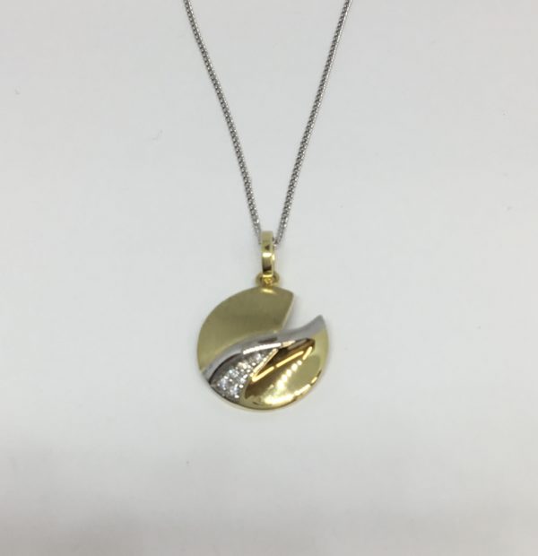 9ct Yellow Fancy Gold Diamond Pendant - Image 3