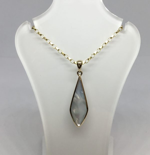 Handmade 9ct Black & White Mother of Pearl Reversible Pendant