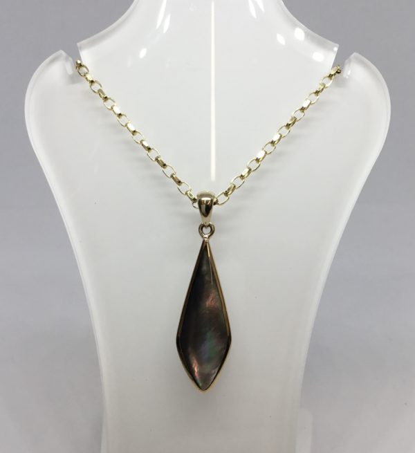 Handmade 9ct Black & White Mother of Pearl Reversible Pendant - Image 3