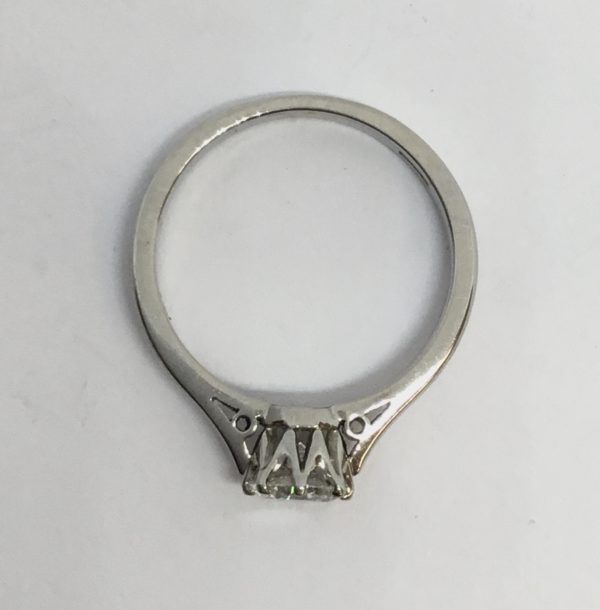 Pre-Owned Platinum Diamond Single Stone Ring 0.59ct - Image 3