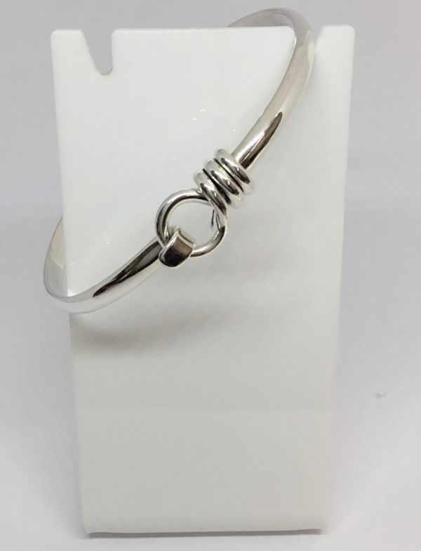 925 Silver Ring Twist Latch Bangle - Image 3