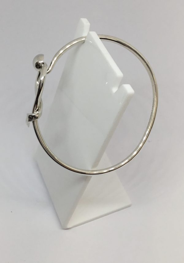 925 Silver Ribbon Latch Bangle - Image 3