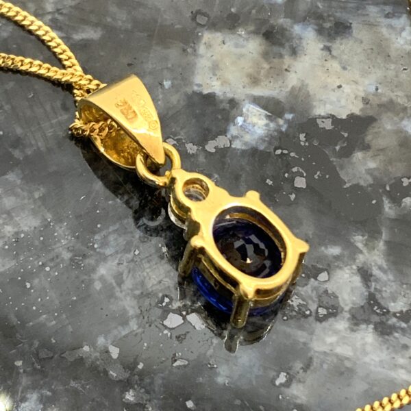 18ct Gold Sapphire & Diamond Pendant - Image 3