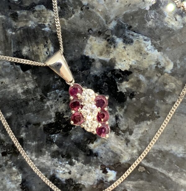Pre-Owned 18ct White Gold Ruby & Diamond Cluster Pendant - Image 6