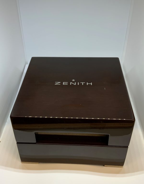 Zenith El Primero Chronograph Watch Black Dial - Image 8