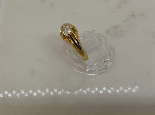 Pre-Owned 18ct Single Stone Diamond Ring - Image 2