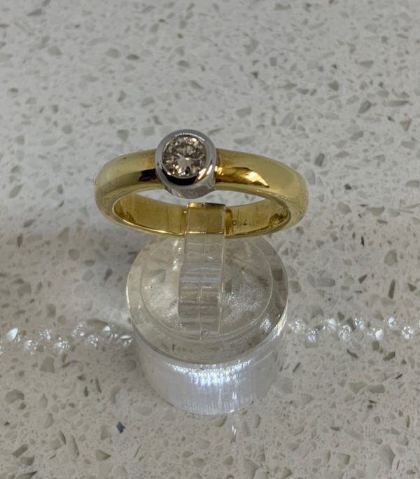 Pre-Owned 18ct Single Stone Diamond Ring