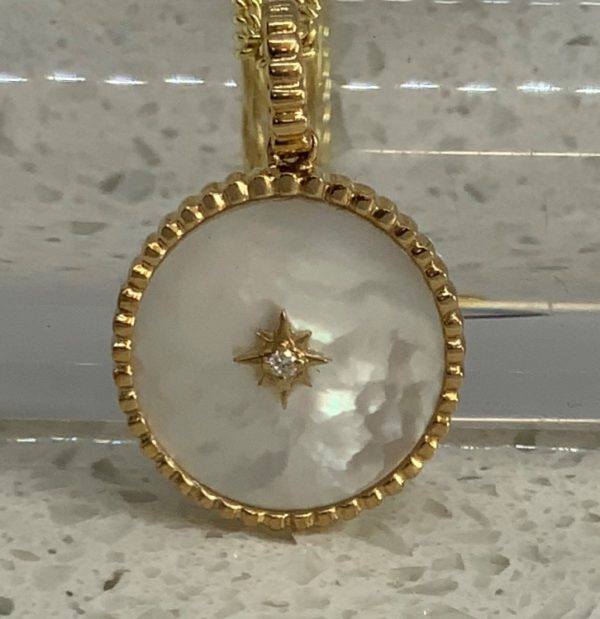 9ct Yellow Gold, White Mother Of Pearl And Diamond Pendant - Image 4