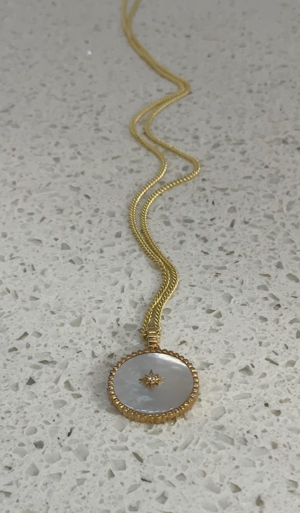 9ct Yellow Gold, White Mother Of Pearl And Diamond Pendant - Image 3
