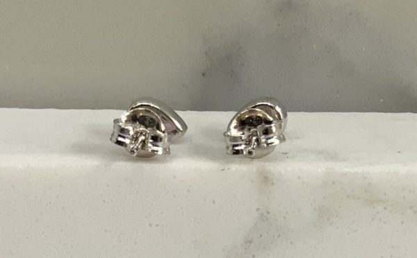 9ct White Gold Pink Sapphire studs - Image 4