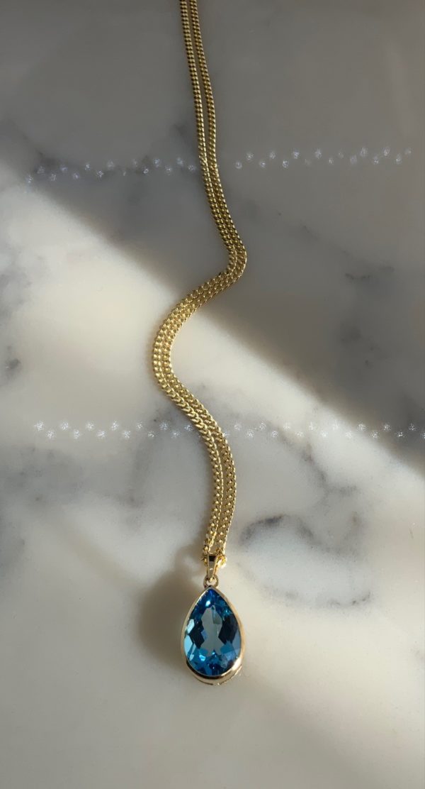 9ct Gold Blue Topaz Pendant - Image 2