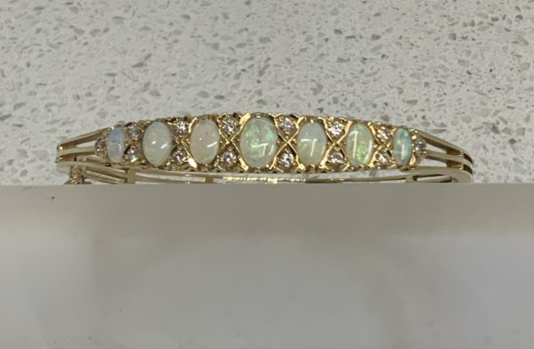 Pre-Owned 9ct Yellow Gold Opal & Diamond Set Bangle