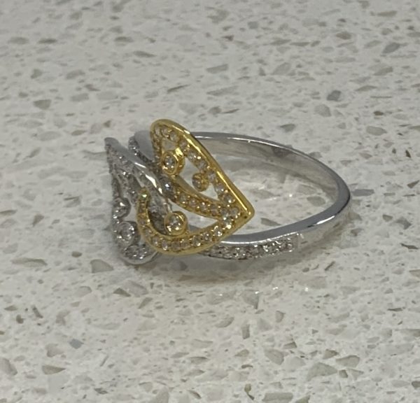 18ct Gold Diamond Set Heart Stone Ring - Image 4