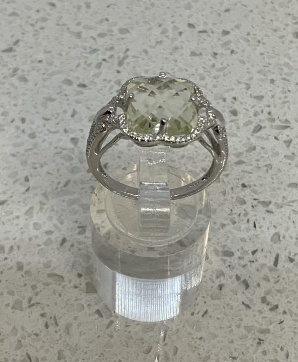 18ct White Gold Lemon Quartz Dress Ring
