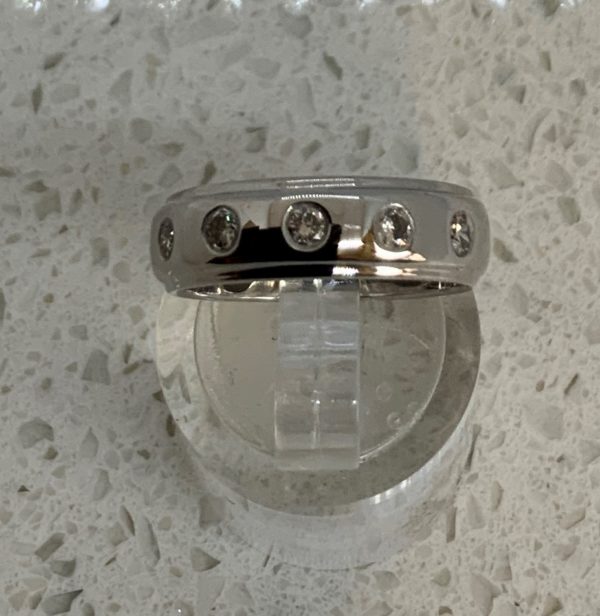 Pre-Owned 9ct  Diamond Set Wedding ring