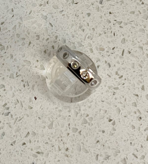 Pre-Owned 9ct  Diamond Set Wedding ring - Image 2
