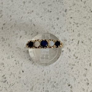 Pre-Owned 9ct Opal & Sapphire Ring