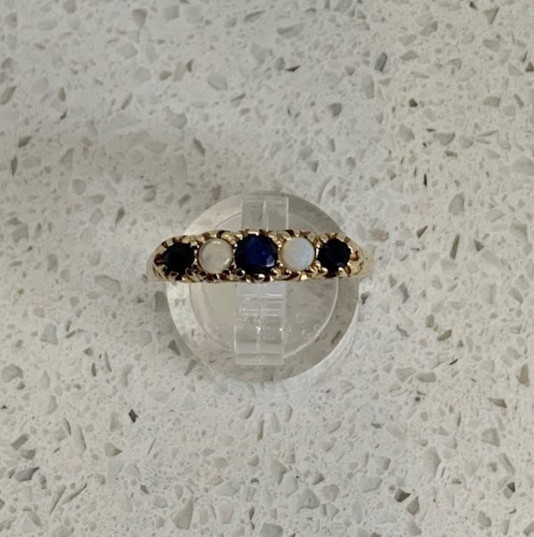 Pre-Owned 9ct Opal & Sapphire Ring