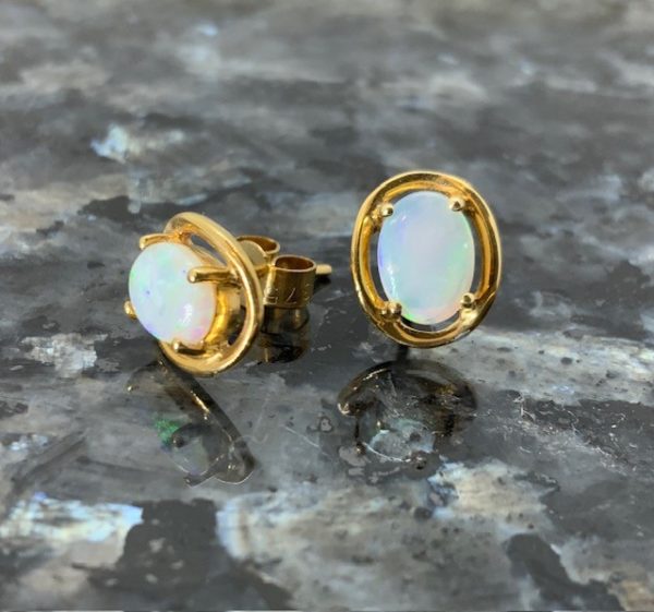 14ct Yellow Gold Opal Earring Studs 0.88cts