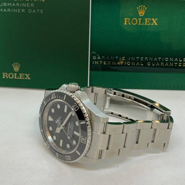 Rolex 124060 side view
