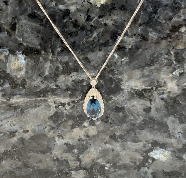 9ct White Gold London Blue Topaz Pear & Diamond Pendant - Image 3