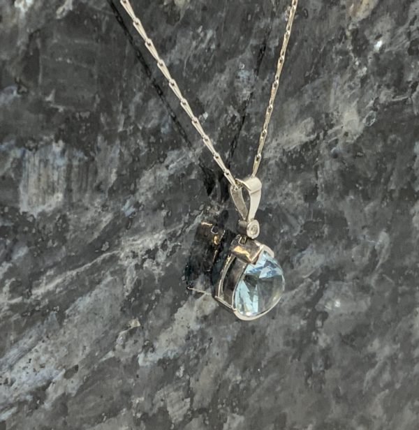 9ct White Gold Pear Shaped Blue Topaz & Diamond Pendant - Image 2