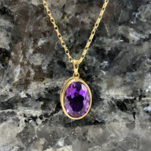 9ct Yellow Gold Oval Amethyst Rub Set Pendant