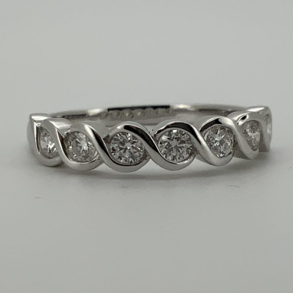18ct Diamond 7 Stone "Wave" Eternity Ring 0.42ct