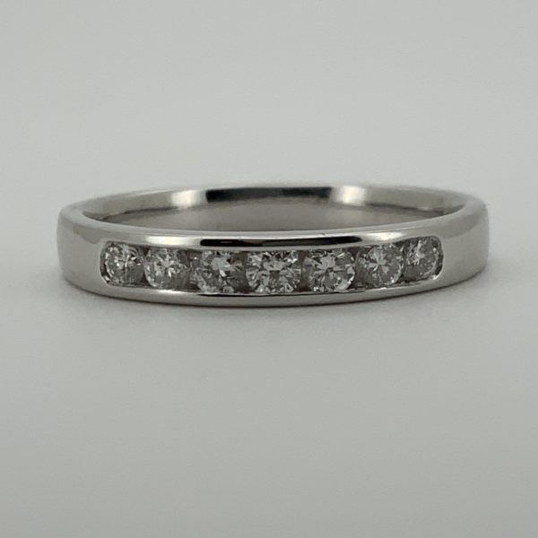 18ct Diamond 7 Stone Eternity Ring 0.34cts - Image 5