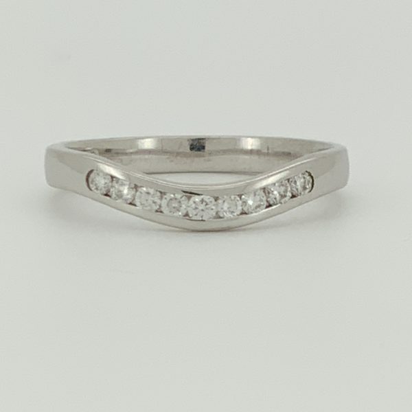 18ct Diamond 9 Stone Wishbone Eternity Ring - Image 3