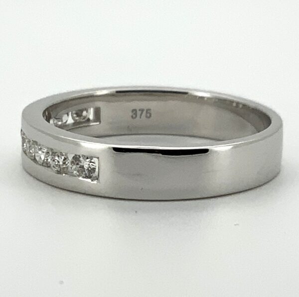 9ct Diamond 10 Stone Eternity Ring - Image 3