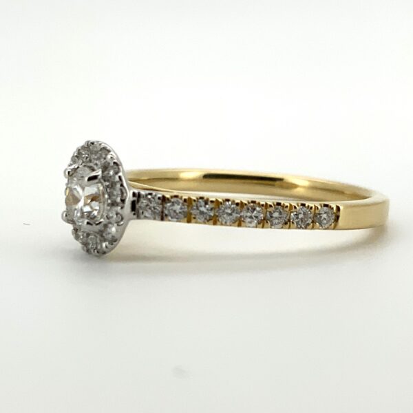 18ct 2 Colour Diamond Cluster Ring 0.55ct - Image 5